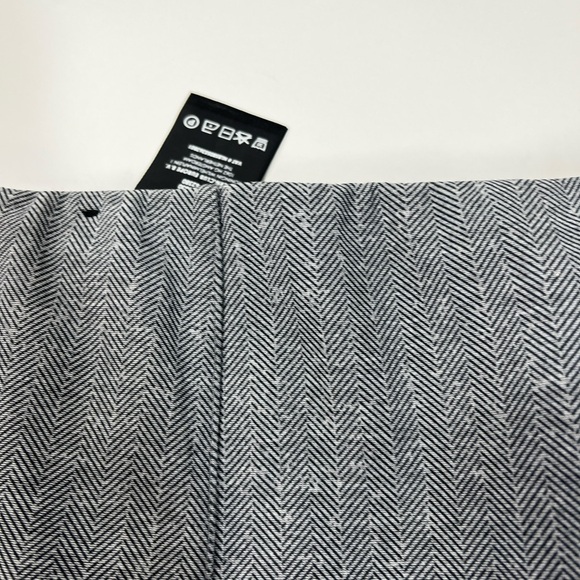 LIVERPOOL Los Angeles Pull-On Pencil Skirt in Grey &Black Size 8 Style#XM6023Z47 - Picture 5 of 9